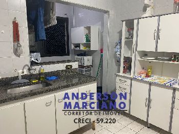 Apartamento à Venda – Centro de Serra Negra (SP)