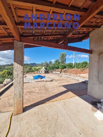 Chácara à Venda – Ideal para Pousada, Turismo Rural ou Lazer