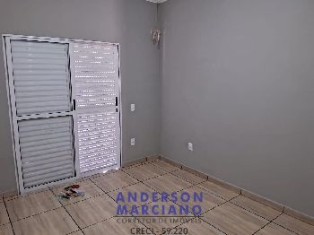 Casa à Venda – Próxima ao Centro de Serra Negra